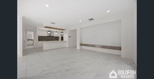 Amazingly Beautiful Spacious 4 Bedroom Family Home for Rent in Smythes Creek - Photo 1