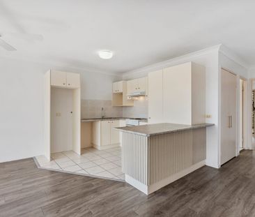 Prime location, great living! - Photo 3