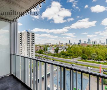 Nowoczesne jednopokojowe mieszkanie z widokiem na panoramę Warszawy - Photo 3