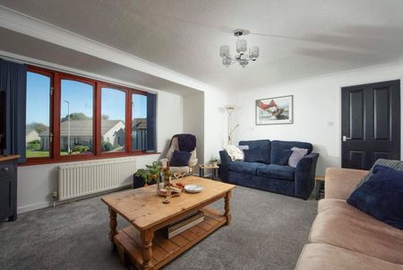 Hamilton Close, Hayle, Cornwall, TR27 - Photo 2