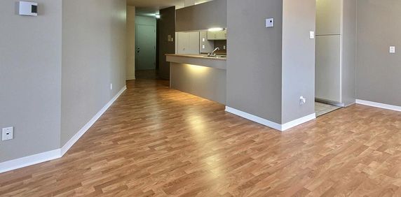 4 1/2 Rénové , paisible, lumineux (LORETTEVILLE) - Photo 2