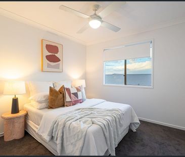 Properly Managed I Spacious Family Home with Comfort, Style & Outdoor Living! - Photo 6