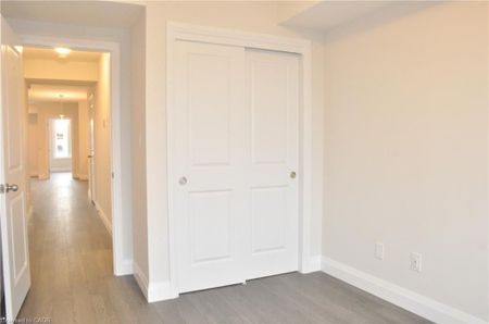 For Lease - 160 Rochefort Street Unit# D3, Kitchener, Ontario - Photo 2