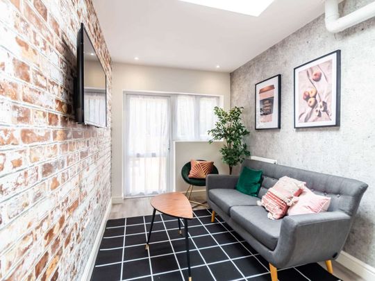 Bellingham Road BLR05 - Photo 1