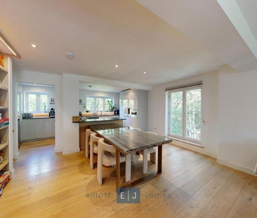 4 bedroom detached house to rent - Photo 4