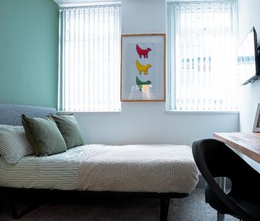 Bed 3, Borough Hotel, Great Crosshall Street, Liverpool. - Photo 3