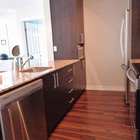 4½ Condo À LOUER / FOR RENT,Rue Gordon,Verdun - Metro VERDUN & de l'EGLISE - Photo 3