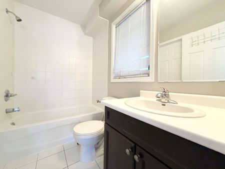 For Lease - 16 Saunter Court, Brampton, Ontario - Photo 5