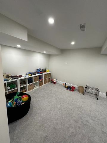 For Lease - 3430 Hayhurst Crescent, Oakville, Ontario - Photo 3