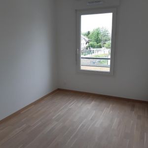 Appartement - T2 - ALBERTVILLE - Photo 2