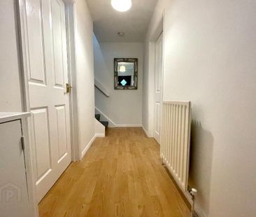 2 Hazeldene Court, Lisburn, BT28 1FP - Photo 4