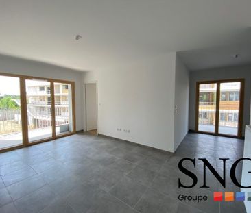 T3 AVEC LOGGIA ET PARKING - Photo 1