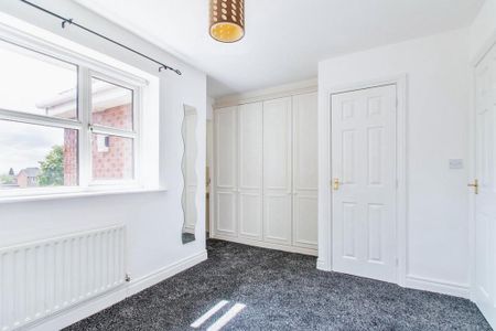 3 bedroom terraced house to rent - Photo 3