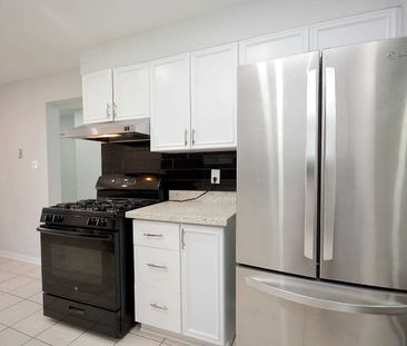 For Lease - 52 Donna Drive Unit# Upper, Brampton, Ontario - Photo 1