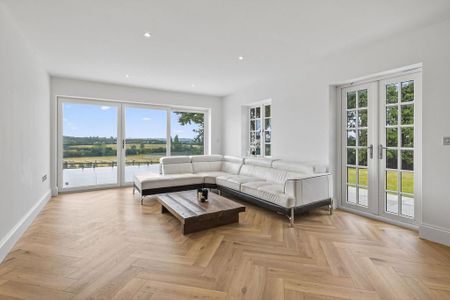 6 bedroom detached house to rent - Photo 4