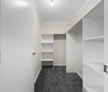 Near new in Hadspen. - Photo 2