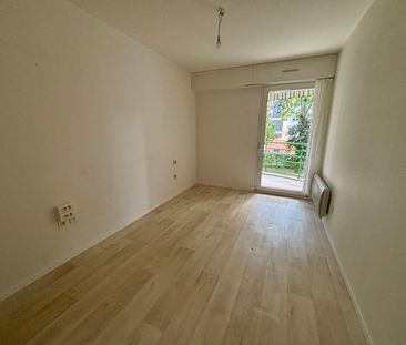 Location Appartement 2 pièces 51m² - Photo 4