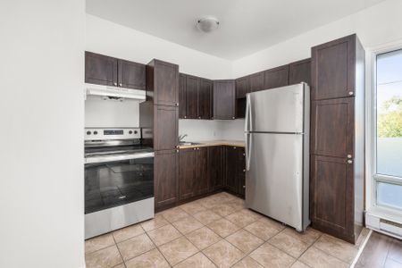 Condo for rent, Longueuil (Le Vieux-Longueuil) - Photo 3