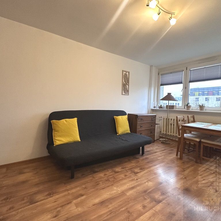 Kawalerka w centrum miasta vis-a-vis Kaskady - Photo 1