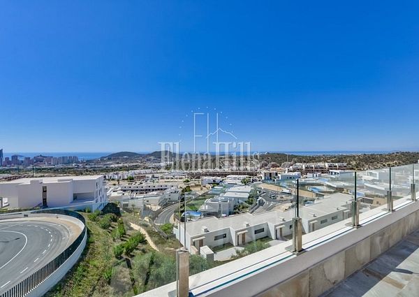 Modern duplex with sea views in Sierra Cortina, Finestrat, Benidorm, Alicante