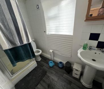 5 bedroom house to rent - Photo 4