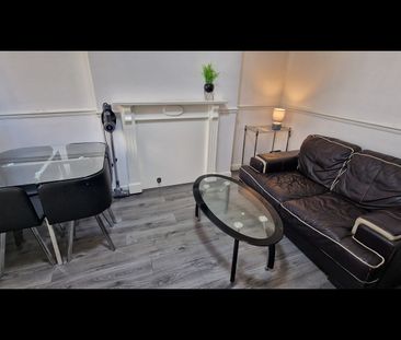 Room in a Shared House, Kings Rd, B25 - Photo 2