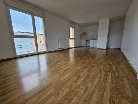 Location appartement 5 pièces, 90.30m², Cergy - Photo 3