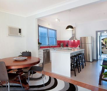 2 Bedroom Home in the Heart of Islington - Photo 2