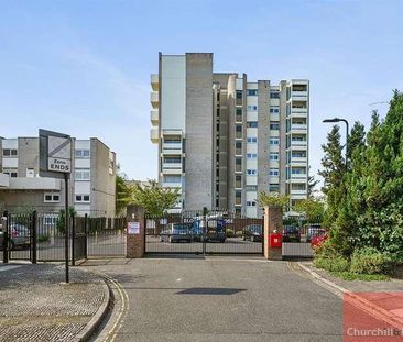 Bloomsbury Close, London, W5 - Photo 1