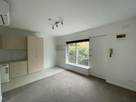 10 / 24 Rosella Street, Murrumbeena - Photo 3