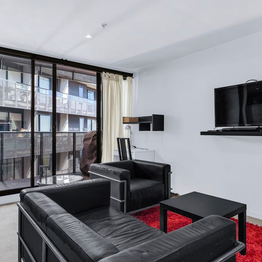 Fantastic Central Location - Photo 1