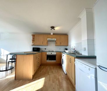 2 bedroom flat to rent - Photo 6