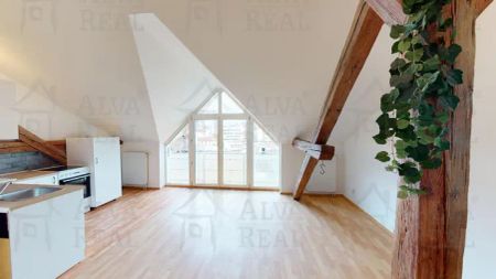Pronájem podkrovního bytu 3+kk 90 m, ul. Štěpánská, Brno - střed s balkonem a výhledem na Petrov a Špilberk. - Photo 4