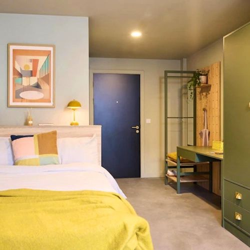 Accessible Ensuite - Photo 1