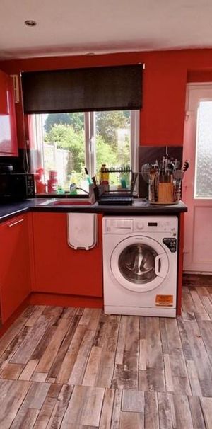 3 bedroom terraced house to rent - Photo 1