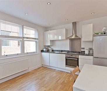 A modern one bedroom apartment in the heart of Guildford town centre. - Photo 4