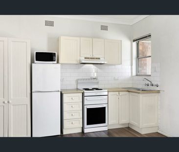 Great Location - Photo 3