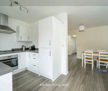 1 bedroom in a house share to rent - Photo 5