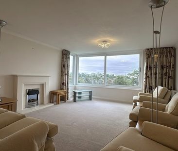 2 Bed Flat - Photo 1