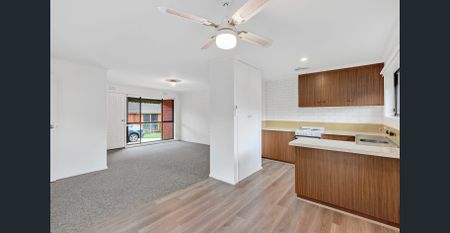 Private and Contemporary Living Moments from Pako and the Waterfront - Photo 4