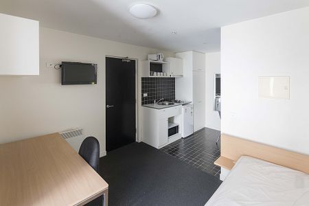 Modern & Stylish Fully Furnished 1 bedroom Studio Apartment - Photo 2