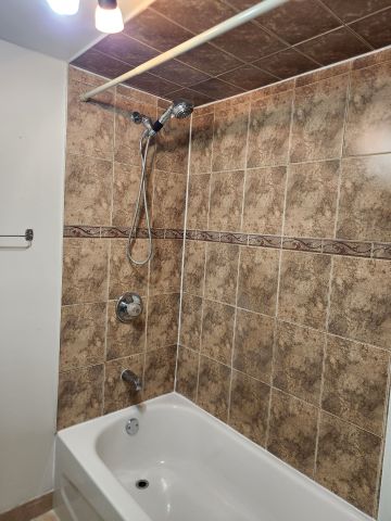 For Lease - 43 Chadwick Drive, Ajax, Ontario - Photo 4