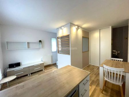 Location Appartement 1 pièces 30 m2 à Longpont-sur-Orge - Photo 2