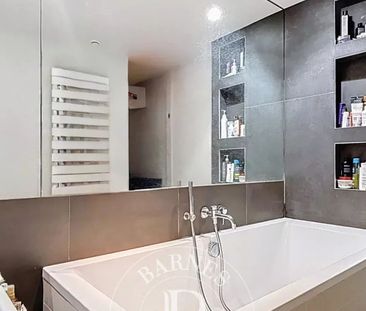 Appartement • Sentier-Bonne Nouvelle - Photo 4