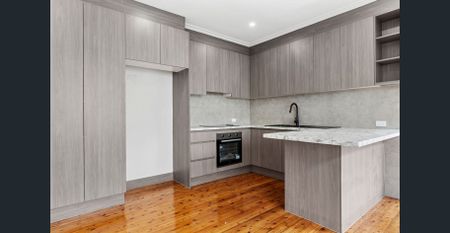 Beautifully Renovated Home in Prime Waterfront Location - Photo 5