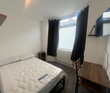 4 bedroom house share to rent - Photo 2