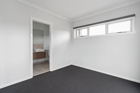 New Townhouse in the heart of Rosebud - Photo 4