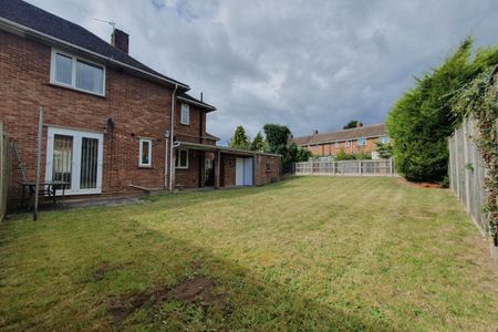 Cresswell Close - Photo 2