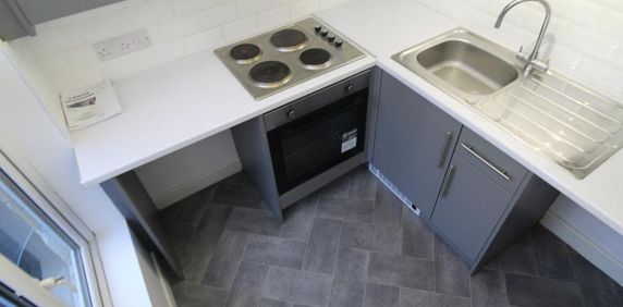 Studio to rent - Photo 2