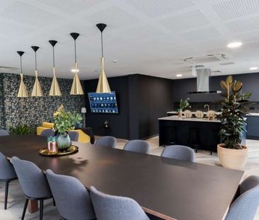 Thames Quarter .Split Level Gym . Fitness Studio. Pet Friendly . Re... - Photo 4